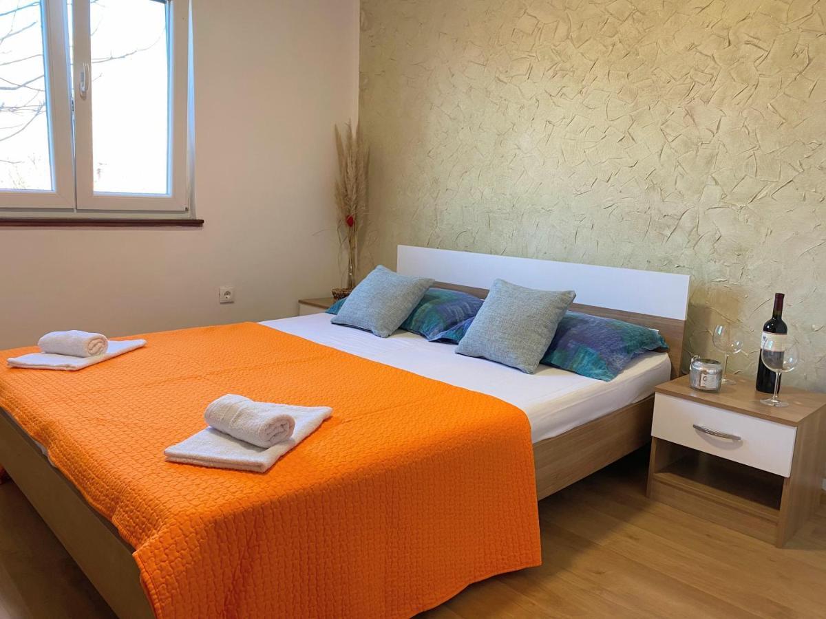 Villa Marie With Pool, Two Bedrooms For 4+2Kids Cavoglave Экстерьер фото