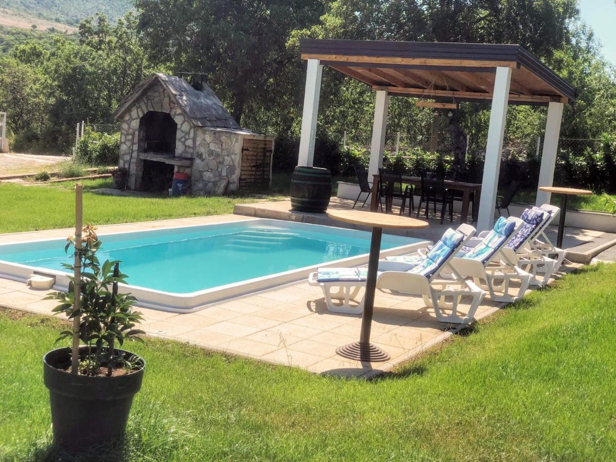 Villa Marie With Pool, Two Bedrooms For 4+2Kids Cavoglave Экстерьер фото
