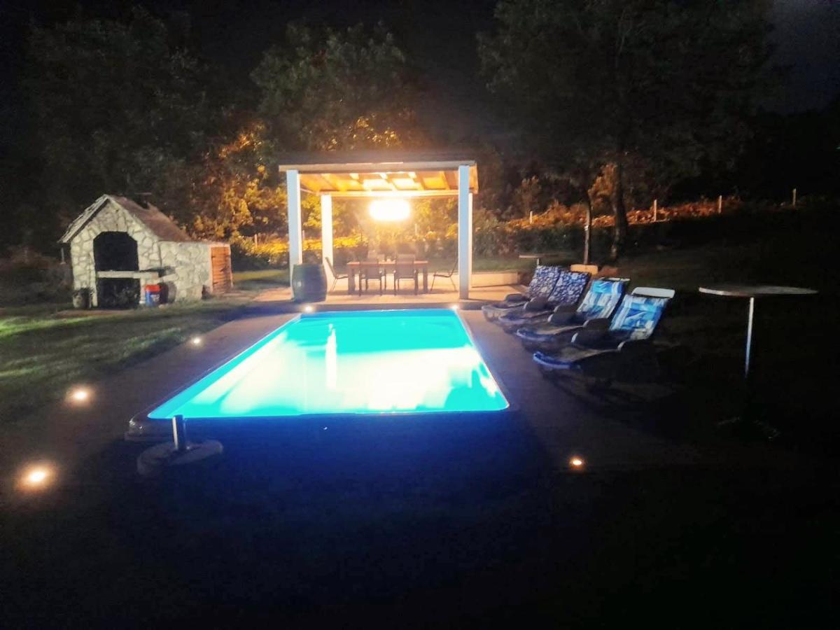 Villa Marie With Pool, Two Bedrooms For 4+2Kids Cavoglave Экстерьер фото